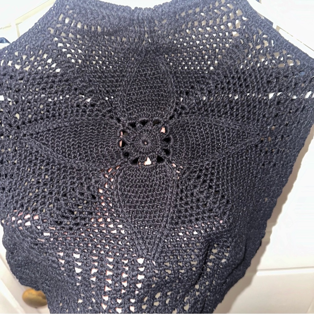 Vintage 90's Le Chateau Crochet Knit Lace Halter Top Ramie Cotton Blend Black - Picture 7 of 9